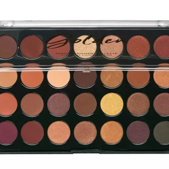 Color Story Makeup Color Story Holiday Golden Eyeshadow Palette Poshmark